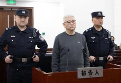 原上海电气（集团）总公司董事长郑建华
